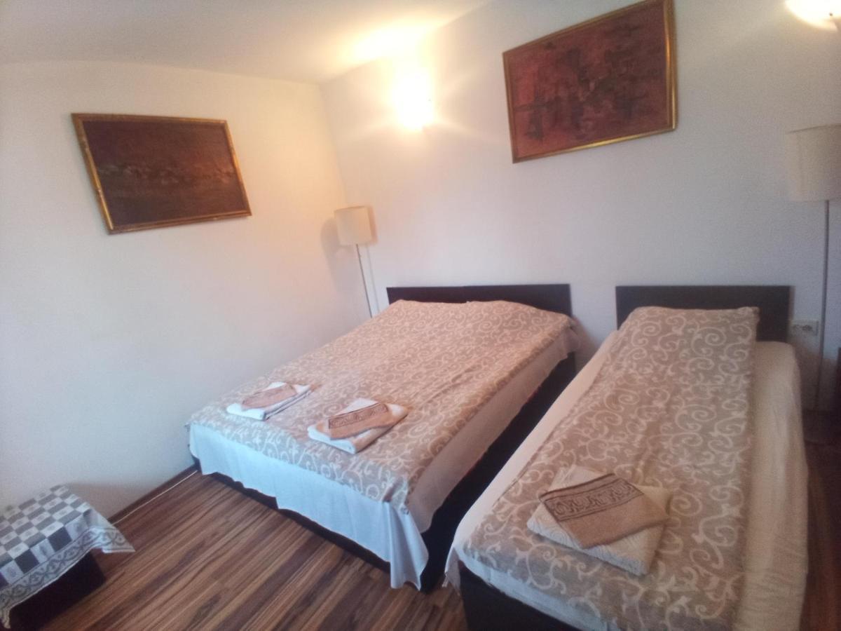 Стаи За Гости Алба Kazanlŭk Buitenkant foto